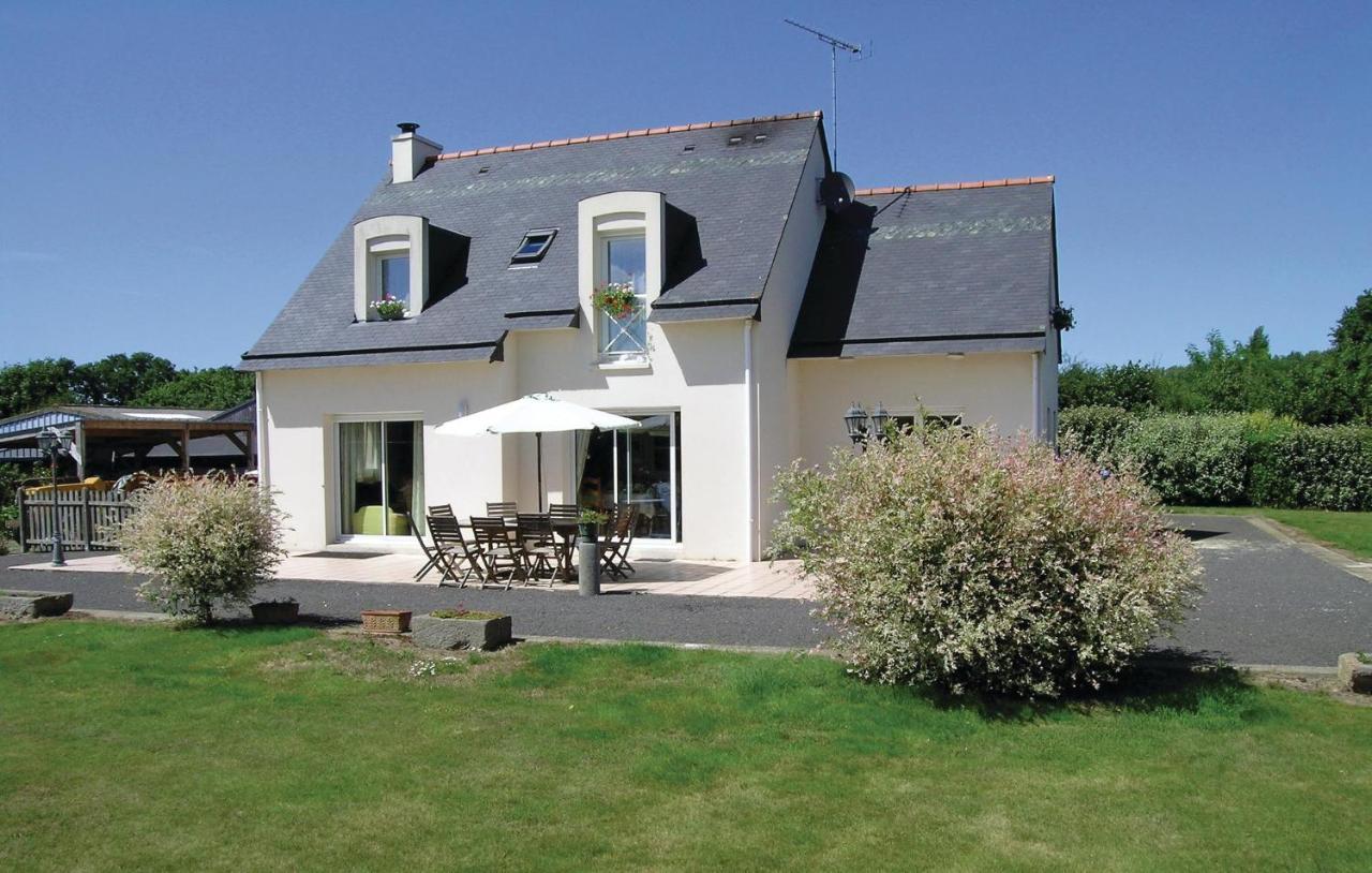 Amazing Apartment In Roz-Landrieux With Kitchen Esterno foto