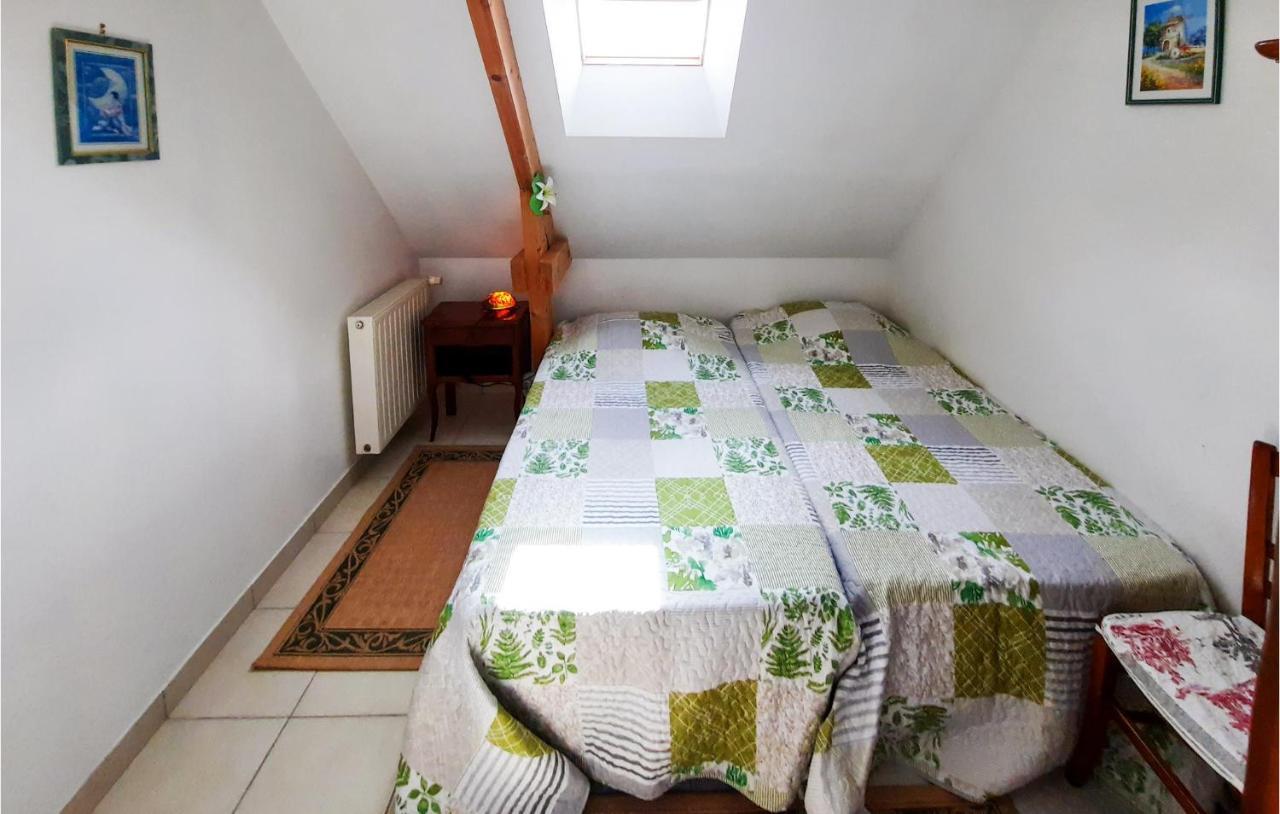 Amazing Apartment In Roz-Landrieux With Kitchen Esterno foto