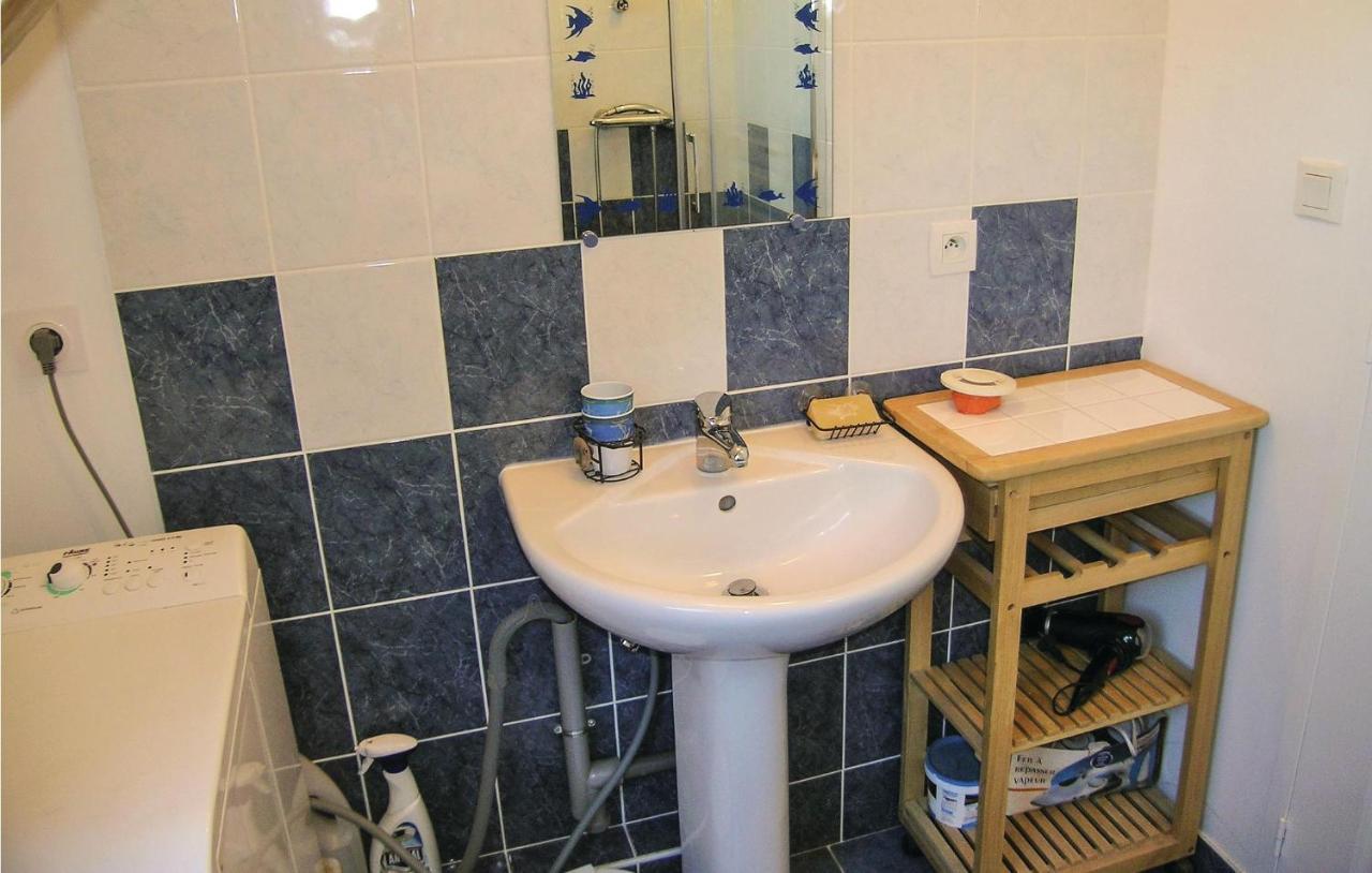Amazing Apartment In Roz-Landrieux With Kitchen Esterno foto