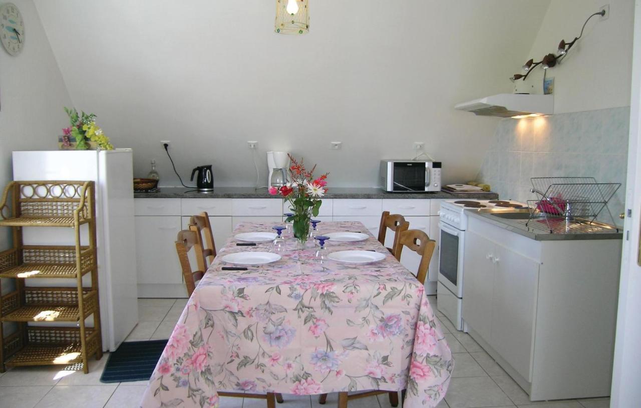 Amazing Apartment In Roz-Landrieux With Kitchen Esterno foto