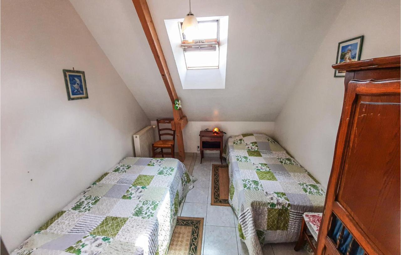 Amazing Apartment In Roz-Landrieux With Kitchen Esterno foto